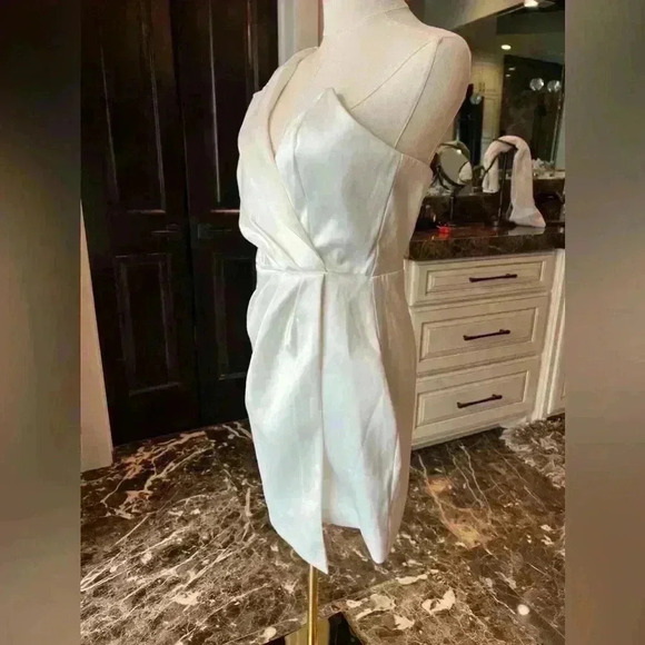 NWT- NBD Vanity Mini Dress White, Size-small - Picture 7 of 9